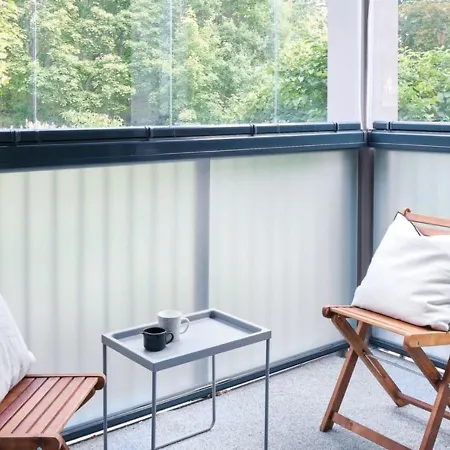 Apartment Modern Two Bedroom *