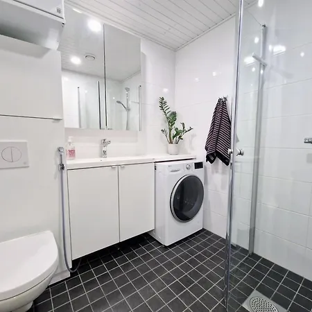 Apartment Modern Two Bedroom *